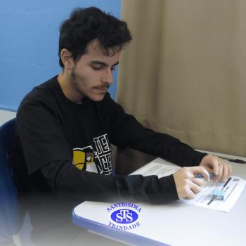 Alunos do Ensino Médio realizam simulado