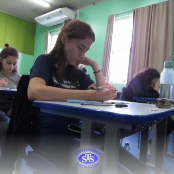Alunos do Ensino Médio realizam simulado