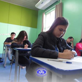 Alunos do Ensino Médio realizam simulado
