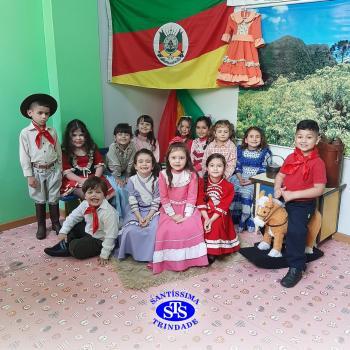Dia do Gaúcho é celebrado com muita alegria e diversão | Infantil 4