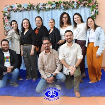 Dia dos Professores e do Auxiliar em Administração Escolar é celebrado com alegria