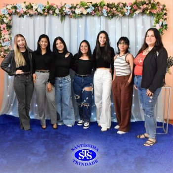 Dia dos Professores e do Auxiliar em Administração Escolar é celebrado com alegria