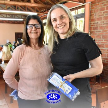 Dia dos Professores e do Auxiliar em Administração Escolar é celebrado com alegria