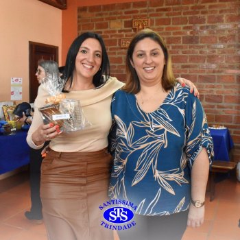 Dia dos Professores e do Auxiliar em Administração Escolar é celebrado com alegria