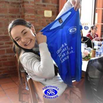 Dia dos Professores e do Auxiliar em Administração Escolar é celebrado com alegria