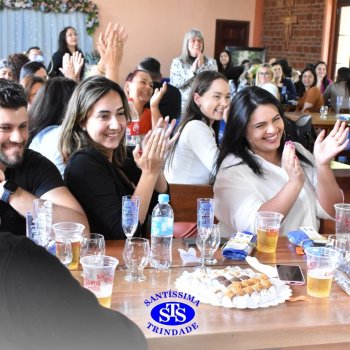 Dia dos Professores e do Auxiliar em Administração Escolar é celebrado com alegria