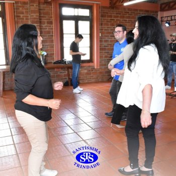 Dia dos Professores e do Auxiliar em Administração Escolar é celebrado com alegria