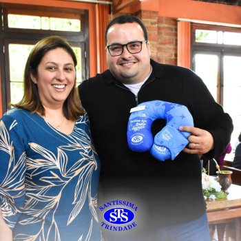 Dia dos Professores e do Auxiliar em Administração Escolar é celebrado com alegria