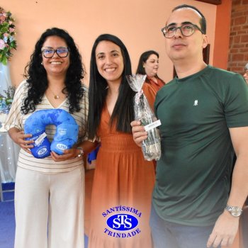 Dia dos Professores e do Auxiliar em Administração Escolar é celebrado com alegria