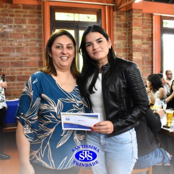 Dia dos Professores e do Auxiliar em Administração Escolar é celebrado com alegria