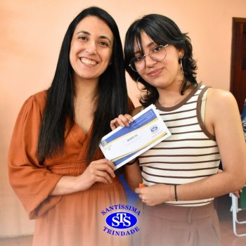 Dia dos Professores e do Auxiliar em Administração Escolar é celebrado com alegria