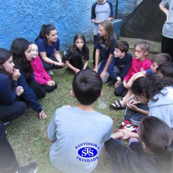 Alunos do 5º ano constroem horta 
