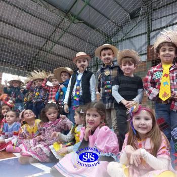 Clima de Festa Junina toma conta do Santíssima