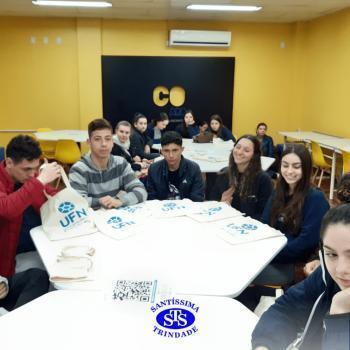 Um dia cheio de experiências para os alunos da 3ª série na UFN