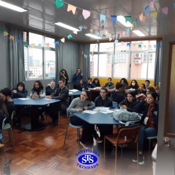 Um dia cheio de experiências para os alunos da 3ª série na UFN