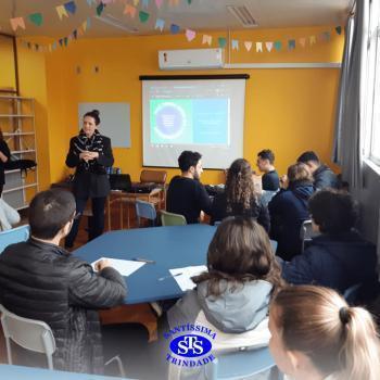 Um dia cheio de experiências para os alunos da 3ª série na UFN