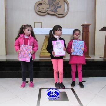Bênção dos cadernos marca encerramento do semestre | 1º ano