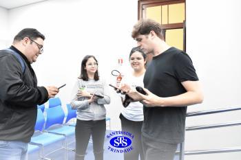 Ex-aluno compartilha vivências com os estudantes do Ensino Médio