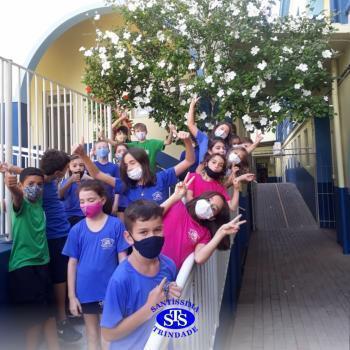 Alunos visitam espaços sagrados STS