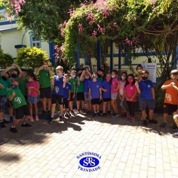 Alunos visitam espaços sagrados STS
