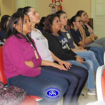 Colaboradores e monitoras participam de Formação Continuada