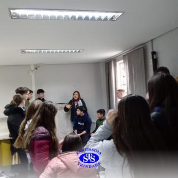 Alunos visitam Jornal Diário Serrano | 9º ano