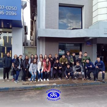 Alunos visitam Jornal Diário Serrano | 9º ano