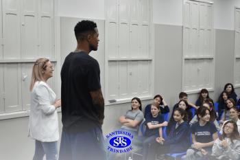 Espírito de equipe nos jogos é tema de bate-papo com os alunos do 6º e do 8º ano