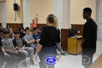 Espírito de equipe nos jogos é tema de bate-papo com os alunos do 6º e do 8º ano