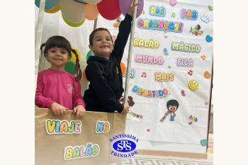 Alunos participam de atividades alusivas ao Dia da Criança 