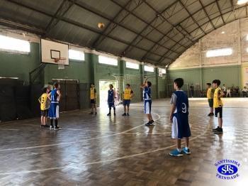 Parabéns, atletas do basquete ! 