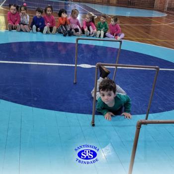 Infantil 3 desenvolve habilidades motoras 