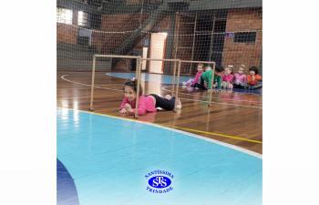 Infantil 3 desenvolve habilidades motoras 