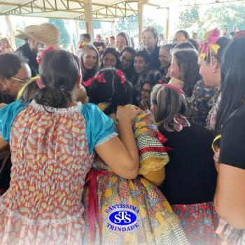 Arraiá do Santíssima conta com intensa participação da comunidade