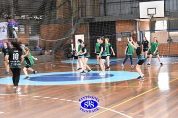 Alunos de 6º e de 7º ano participam dos Jogos Interséries Franciscanos