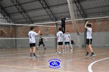 Alunos de 6º e de 7º ano participam dos Jogos Interséries Franciscanos