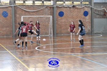 Alunos de 6º e de 7º ano participam dos Jogos Interséries Franciscanos