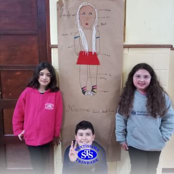 Trabalho em equipe é foco na aula de Língua Inglesa | 4º ano