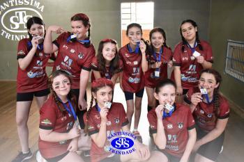 Alunos de 6º e de 7º ano participam dos Jogos Interséries Franciscanos