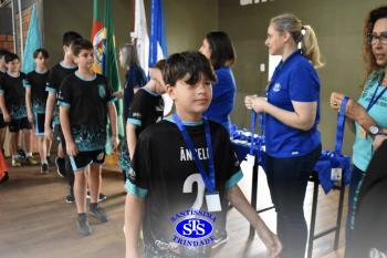 Alunos de 6º e de 7º ano participam dos Jogos Interséries Franciscanos