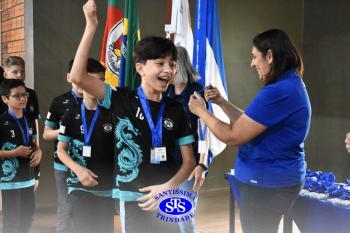 Alunos de 6º e de 7º ano participam dos Jogos Interséries Franciscanos