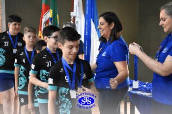 Alunos de 6º e de 7º ano participam dos Jogos Interséries Franciscanos