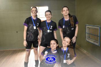 Alunos de 6º e de 7º ano participam dos Jogos Interséries Franciscanos