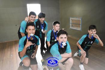 Alunos de 6º e de 7º ano participam dos Jogos Interséries Franciscanos