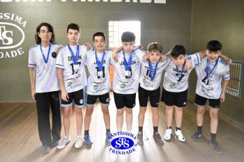 Alunos de 6º e de 7º ano participam dos Jogos Interséries Franciscanos