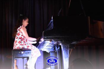 Alunos apresentam suas habilidades no Recital de Piano