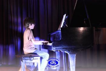 Alunos apresentam suas habilidades no Recital de Piano