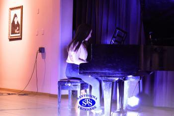 Alunos apresentam suas habilidades no Recital de Piano