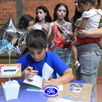 Lançamento XXVIII edição do Livro Nossas Histórias | 2º ano