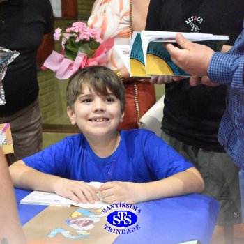 Lançamento XXVIII edição do Livro Nossas Histórias | 2º ano